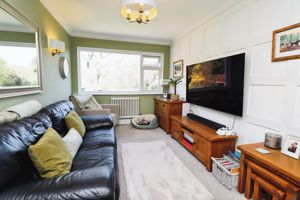 Craigfield Avenue- click for photo gallery